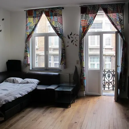 Tour & Taxis 3 Apartment *